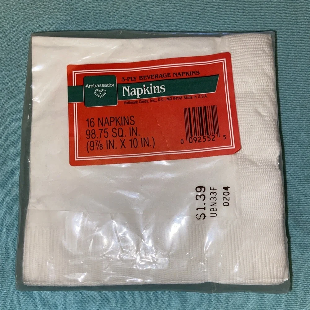 Vintage Hallmark Snoopy Christmas Napkins NOS Ambassador Woodstock USA‎ 16ct